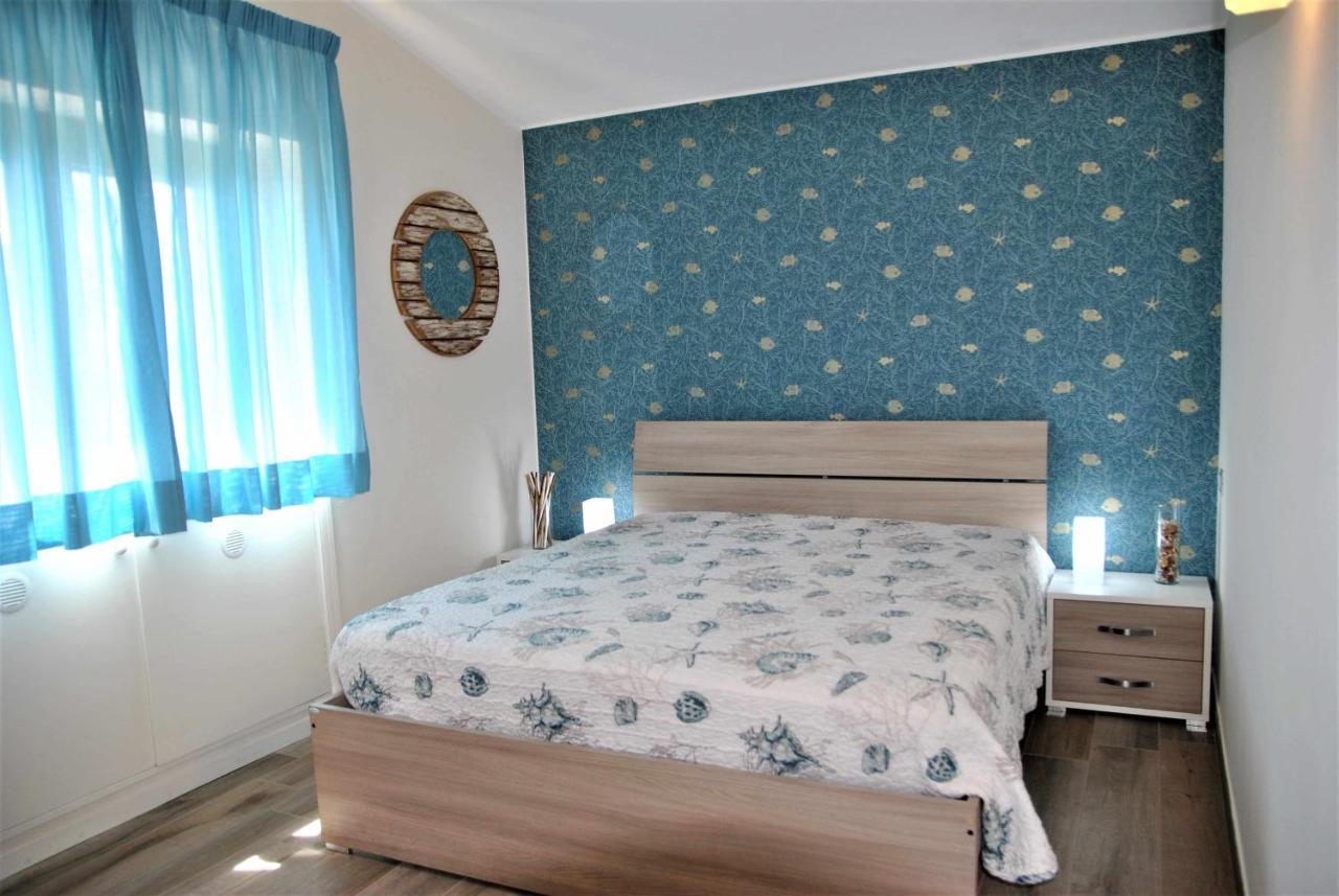 Casa Dinky Attico Con Terrazza Vista Mare Apartment Formia Ngoại thất bức ảnh